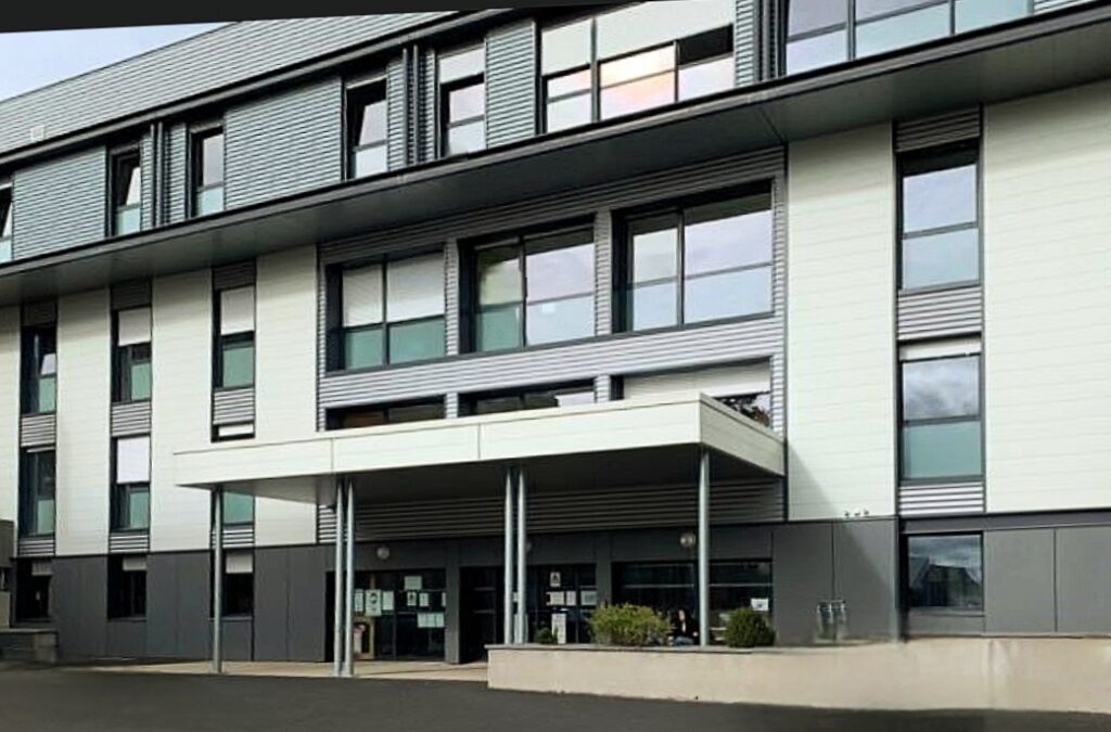 Hôpital de Saint-Flour — Photographie par Jean Michel Laburthe