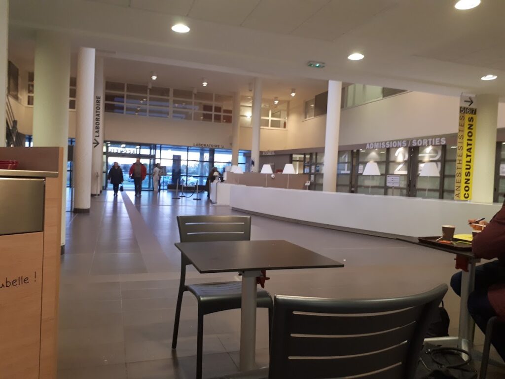 Hôpital Privé Arras Les Bonnettes — Photographie par Weronika DRANDICOWA