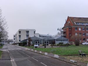 Hôpital de Plaisir — Photographie par Sanjy Buddy