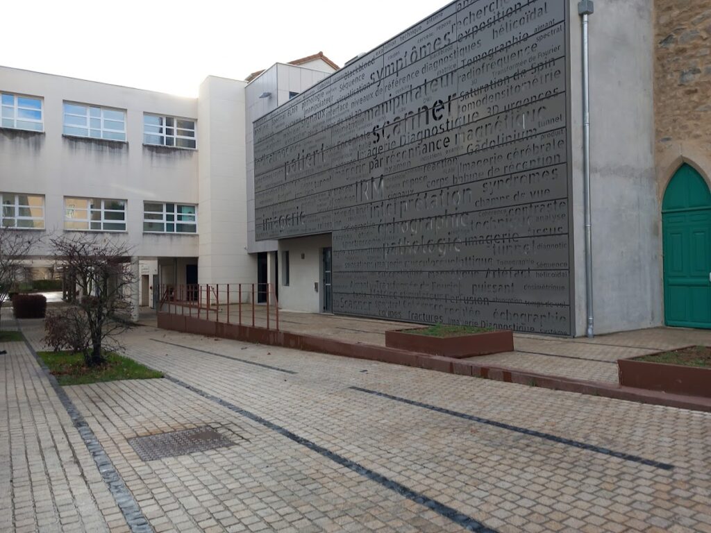 Hôpital Jacques Barrot — Photographie par Michele “Mamie” Bon