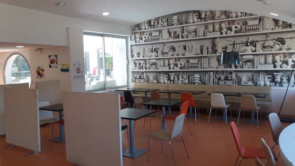 Hôpital Public du Cotentin — Photographie par bruno lebresne