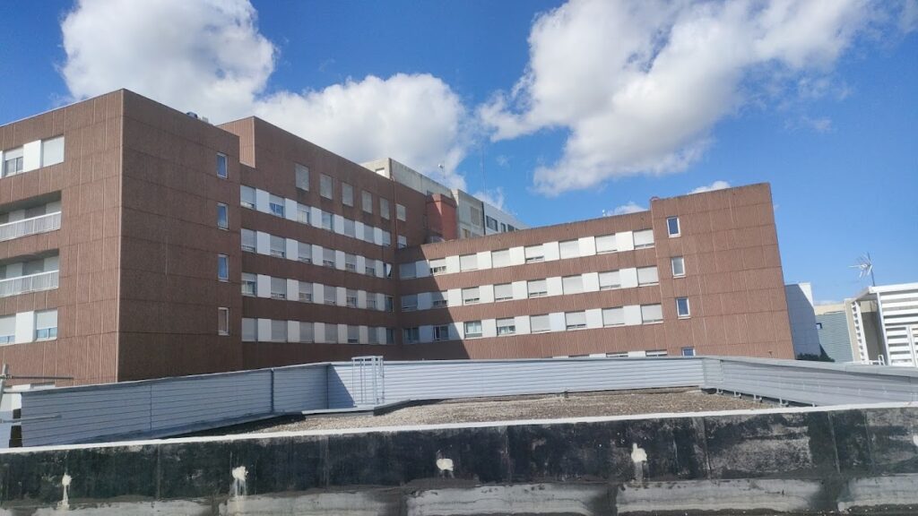 Centre Hospitalier de Bourg-en-Bresse / Fleyriat — Photographie par ALYAS MOHSIN