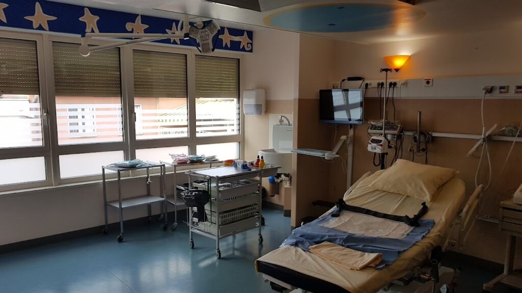 Hôpital Joseph Ducuing — Photographie par Yop Lahop