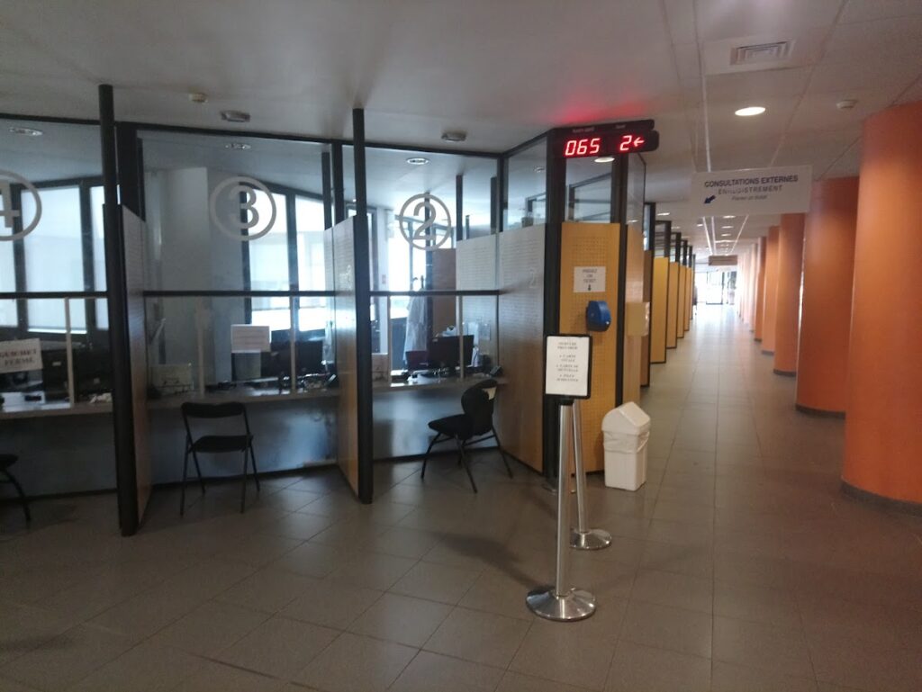 Hôpital Fréjus-Saint Raphaël — Photographie par Mamadou Kane