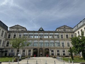 Hôpital de la Croix-Rousse — Photographie par Juan C.
