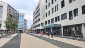 Médipôle Lyon-Villeurbanne — Photographie par Romain KIHLI