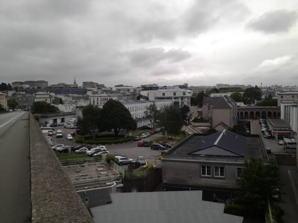 Hôpital d'Instruction des Armées Clermont Tonnerre — Photographie par Dominique Poulmarc'h