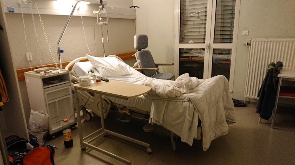 Hôpital de Haute-Comté — Photographie par georges-andre favre-bulle