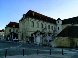 Hôpital Jura Sud — Photographie par Gabi B