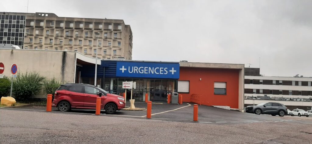 Hôpital Bar-le-Duc — Photographie par Absol Foxy