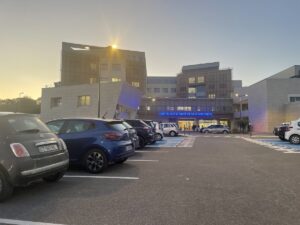 Hôpital Ajaccio — Photographie par Shima Aya