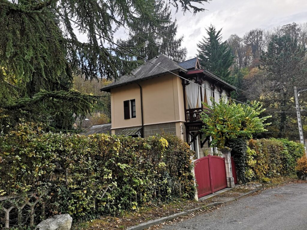 Hôpital Rhumatologique d'Uriage — Photographie par Jean-François Fechino